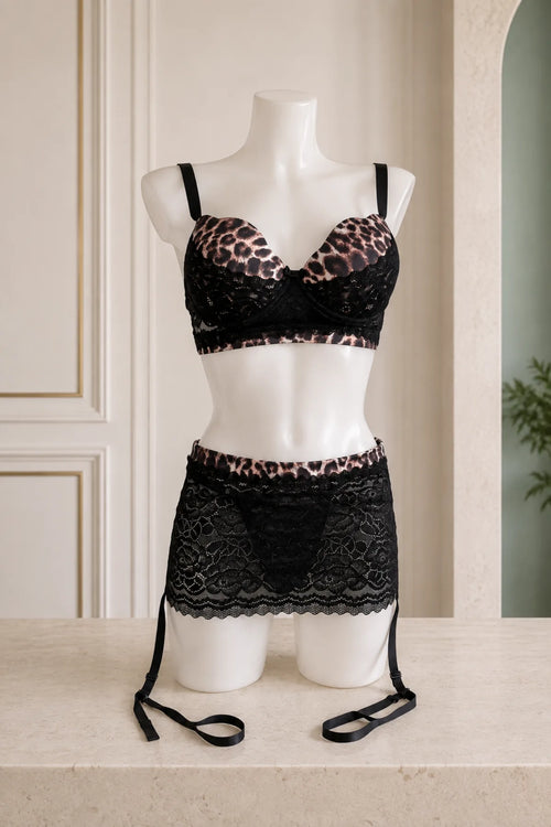 Adriana Leopard Lace Set – Lingerie Set met Jarretels