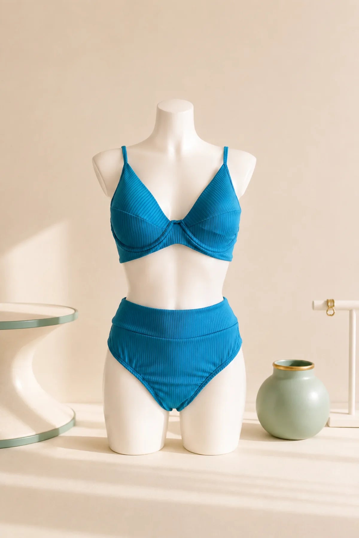 Kailani Ribbed Bikini – Geribde Bikini met Beugel