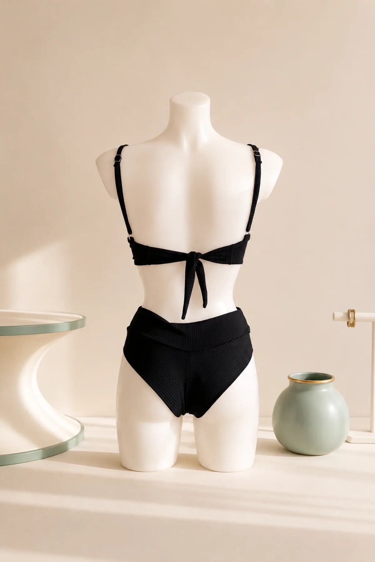 Kailani Ribbed Bikini – Geribde Bikini met Beugel
